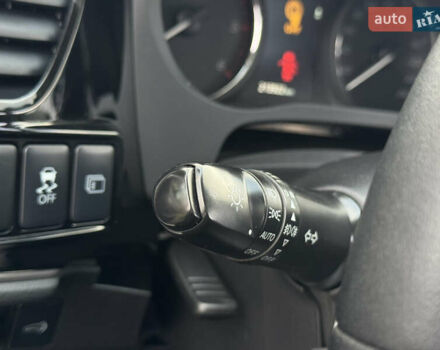 Белый Мицубиси Аутлендер, объемом двигателя 2.3 л и пробегом 214 тыс. км за 15499 $, фото 95 на Automoto.ua