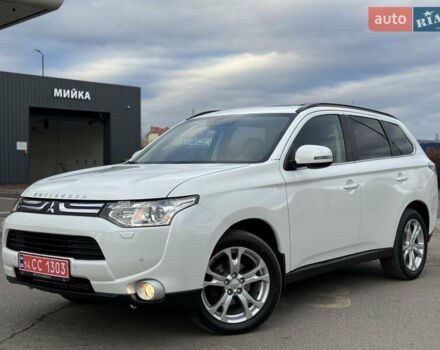 Белый Мицубиси Аутлендер, объемом двигателя 2.3 л и пробегом 214 тыс. км за 15499 $, фото 28 на Automoto.ua