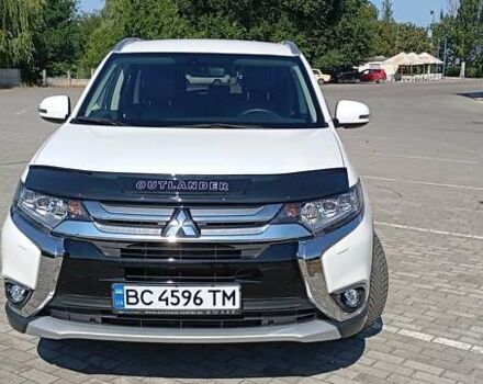 Білий Міцубісі Аутлендер, об'ємом двигуна 2.27 л та пробігом 220 тис. км за 15800 $, фото 3 на Automoto.ua