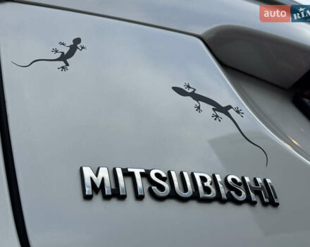 Белый Мицубиси Аутлендер, объемом двигателя 2.3 л и пробегом 214 тыс. км за 15499 $, фото 73 на Automoto.ua
