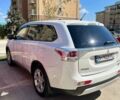 Міцубісі Аутлендер 2014 у Одесі на Automoto.ua Білий Міцубісі Аутлендер, об'ємом двигуна 2.36 л та пробігом 175 тис. км за 12500 $, фото 1 на Automoto.ua