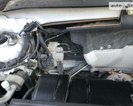 Белый Мицубиси Аутлендер, объемом двигателя 2.4 л и пробегом 230 тыс. км за 17000 $, фото 21 на Automoto.ua