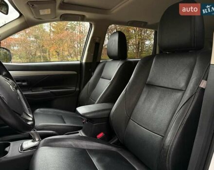 Мицубиси Аутлендер 2014 в Дрогобыче на Automoto.ua Белый Мицубиси Аутлендер, объемом двигателя 2 л и пробегом 228 тыс. км за 15300 $, фото 30 на Automoto.ua