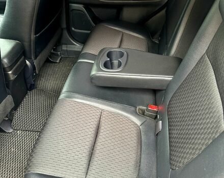 Белый Мицубиси Аутлендер, объемом двигателя 2.3 л и пробегом 215 тыс. км за 17000 $, фото 5 на Automoto.ua