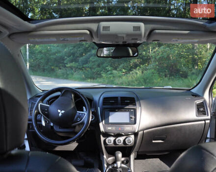 Белый Мицубиси Аутлендер, объемом двигателя 2 л и пробегом 132 тыс. км за 11500 $, фото 22 на Automoto.ua