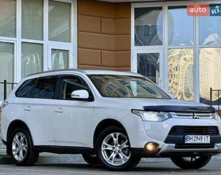 Белый Мицубиси Аутлендер, объемом двигателя 2.36 л и пробегом 140 тыс. км за 12999 $, фото 17 на Automoto.ua