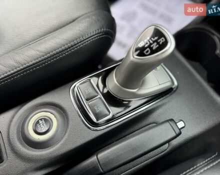 Белый Мицубиси Аутлендер, объемом двигателя 2 л и пробегом 210 тыс. км за 14300 $, фото 47 на Automoto.ua