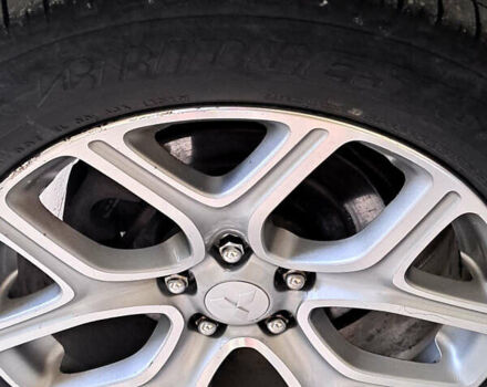 Белый Мицубиси Аутлендер, объемом двигателя 2 л и пробегом 143 тыс. км за 16300 $, фото 22 на Automoto.ua