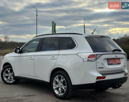 Белый Мицубиси Аутлендер, объемом двигателя 2.3 л и пробегом 214 тыс. км за 15499 $, фото 69 на Automoto.ua