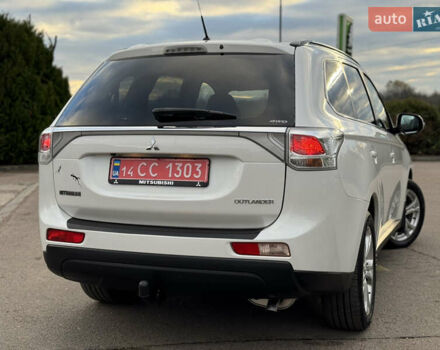 Белый Мицубиси Аутлендер, объемом двигателя 2.3 л и пробегом 214 тыс. км за 15499 $, фото 51 на Automoto.ua