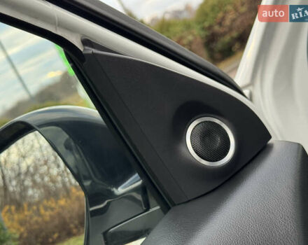 Белый Мицубиси Аутлендер, объемом двигателя 2.3 л и пробегом 214 тыс. км за 15499 $, фото 82 на Automoto.ua