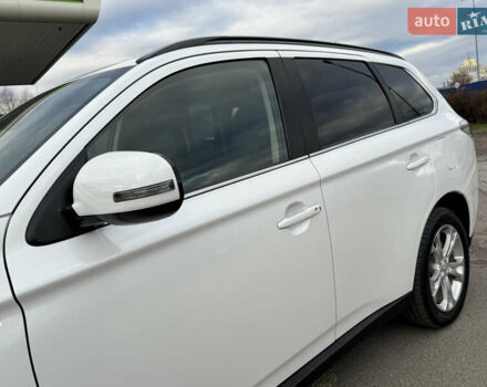 Белый Мицубиси Аутлендер, объемом двигателя 2.3 л и пробегом 214 тыс. км за 15499 $, фото 41 на Automoto.ua