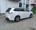 Міцубісі Аутлендер 2014 у Чорткові на Automoto.ua Білий Міцубісі Аутлендер, об'ємом двигуна 3 л та пробігом 105 тис. км за 14500 $, фото 7 на Automoto.ua