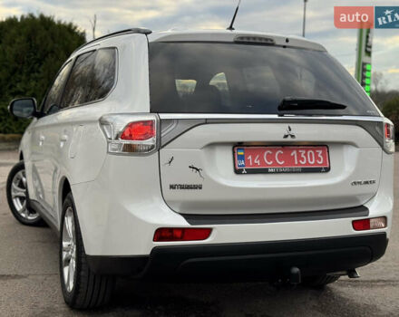 Белый Мицубиси Аутлендер, объемом двигателя 2.3 л и пробегом 214 тыс. км за 15499 $, фото 70 на Automoto.ua