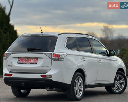 Белый Мицубиси Аутлендер, объемом двигателя 2.3 л и пробегом 214 тыс. км за 15499 $, фото 46 на Automoto.ua