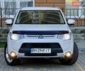 Белый Мицубиси Аутлендер, объемом двигателя 2.36 л и пробегом 140 тыс. км за 12999 $, фото 11 на Automoto.ua