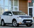 Белый Мицубиси Аутлендер, объемом двигателя 2.36 л и пробегом 140 тыс. км за 12999 $, фото 18 на Automoto.ua