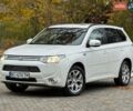 Мицубиси Аутлендер 2014 в Дрогобыче на Automoto.ua Белый Мицубиси Аутлендер, объемом двигателя 2 л и пробегом 228 тыс. км за 15300 $, фото 13 на Automoto.ua