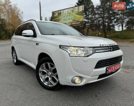 Белый Мицубиси Аутлендер, объемом двигателя 2 л и пробегом 210 тыс. км за 14300 $, фото 8 на Automoto.ua
