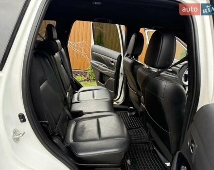 Белый Мицубиси Аутлендер, объемом двигателя 2.36 л и пробегом 191 тыс. км за 13950 $, фото 19 на Automoto.ua