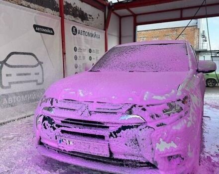 Белый Мицубиси Аутлендер, объемом двигателя 2.4 л и пробегом 91 тыс. км за 14900 $, фото 14 на Automoto.ua