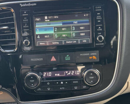 Белый Мицубиси Аутлендер, объемом двигателя 3 л и пробегом 197 тыс. км за 15300 $, фото 34 на Automoto.ua