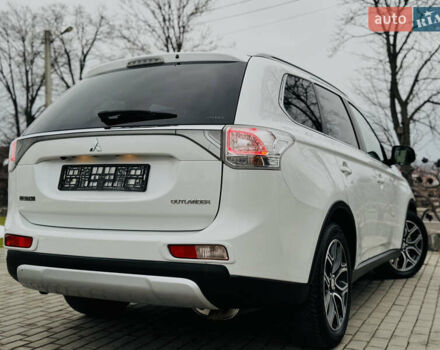 Белый Мицубиси Аутлендер, объемом двигателя 2.2 л и пробегом 140 тыс. км за 16200 $, фото 25 на Automoto.ua