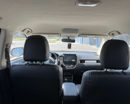 Белый Мицубиси Аутлендер, объемом двигателя 2.4 л и пробегом 91 тыс. км за 15900 $, фото 13 на Automoto.ua