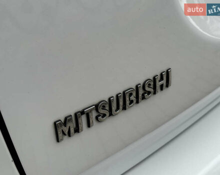 Белый Мицубиси Аутлендер, объемом двигателя 2.2 л и пробегом 140 тыс. км за 16200 $, фото 30 на Automoto.ua