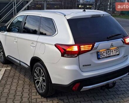 Білий Міцубісі Аутлендер, об'ємом двигуна 2.3 л та пробігом 130 тис. км за 14999 $, фото 36 на Automoto.ua