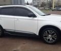 Белый Мицубиси Аутлендер, объемом двигателя 2.4 л и пробегом 240 тыс. км за 14900 $, фото 7 на Automoto.ua