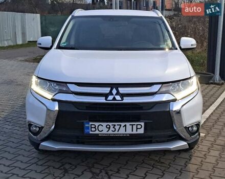 Білий Міцубісі Аутлендер, об'ємом двигуна 2.3 л та пробігом 130 тис. км за 14999 $, фото 38 на Automoto.ua