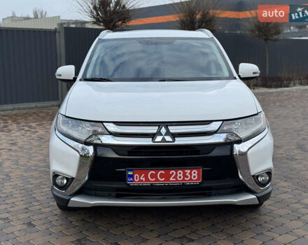 Белый Мицубиси Аутлендер, объемом двигателя 3 л и пробегом 310 тыс. км за 12700 $, фото 19 на Automoto.ua