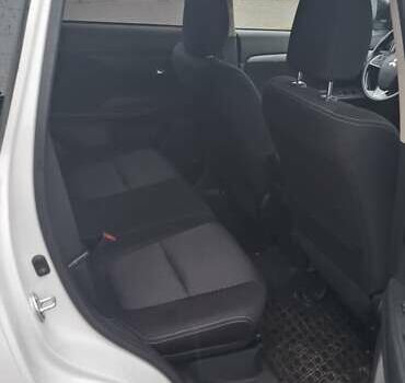 Білий Міцубісі Аутлендер, об'ємом двигуна 2.3 л та пробігом 158 тис. км за 18200 $, фото 12 на Automoto.ua