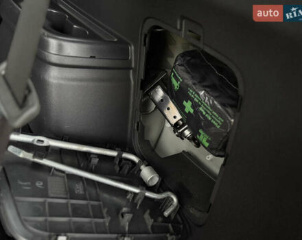 Белый Мицубиси Аутлендер, объемом двигателя 2.2 л и пробегом 140 тыс. км за 16200 $, фото 93 на Automoto.ua