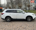 Белый Мицубиси Аутлендер, объемом двигателя 3 л и пробегом 310 тыс. км за 12700 $, фото 11 на Automoto.ua