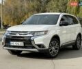 Міцубісі Аутлендер 2015 у Дніпро (Дніпропетровську) на Automoto.ua Білий Міцубісі Аутлендер, об'ємом двигуна 2.36 л та пробігом 178 тис. км за 14500 $, фото 2 на Automoto.ua