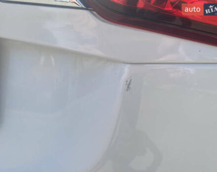 Білий Міцубісі Аутлендер, об'ємом двигуна 2.36 л та пробігом 159 тис. км за 15500 $, фото 8 на Automoto.ua