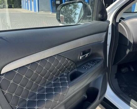 Белый Мицубиси Аутлендер, объемом двигателя 2.4 л и пробегом 91 тыс. км за 14900 $, фото 11 на Automoto.ua