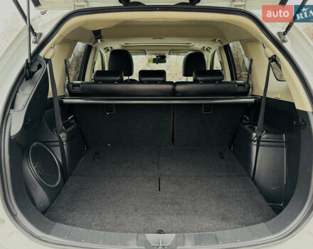 Белый Мицубиси Аутлендер, объемом двигателя 2.2 л и пробегом 140 тыс. км за 16200 $, фото 85 на Automoto.ua