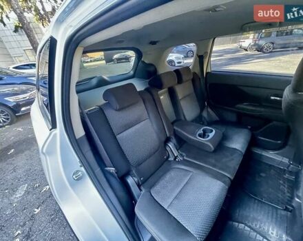 Белый Мицубиси Аутлендер, объемом двигателя 2 л и пробегом 146 тыс. км за 14500 $, фото 29 на Automoto.ua