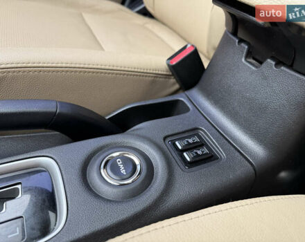 Белый Мицубиси Аутлендер, объемом двигателя 2.4 л и пробегом 160 тыс. км за 16999 $, фото 33 на Automoto.ua