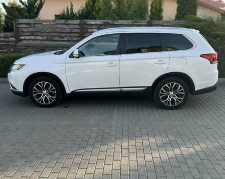 Белый Мицубиси Аутлендер, объемом двигателя 3 л и пробегом 197 тыс. км за 15300 $, фото 16 на Automoto.ua