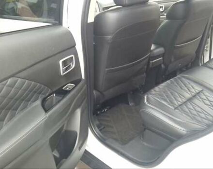 Белый Мицубиси Аутлендер, объемом двигателя 2.4 л и пробегом 240 тыс. км за 14900 $, фото 18 на Automoto.ua