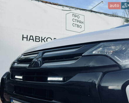 Белый Мицубиси Аутлендер, объемом двигателя 2.4 л и пробегом 147 тыс. км за 12999 $, фото 27 на Automoto.ua