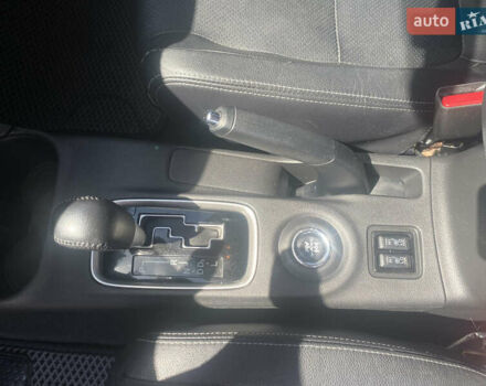 Білий Міцубісі Аутлендер, об'ємом двигуна 2.36 л та пробігом 159 тис. км за 15500 $, фото 11 на Automoto.ua