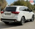Міцубісі Аутлендер 2015 у Дніпро (Дніпропетровську) на Automoto.ua Білий Міцубісі Аутлендер, об'ємом двигуна 2.36 л та пробігом 178 тис. км за 14500 $, фото 19 на Automoto.ua