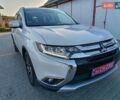 Белый Мицубиси Аутлендер, объемом двигателя 2.2 л и пробегом 225 тыс. км за 16350 $, фото 1 на Automoto.ua