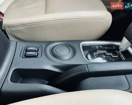 Белый Мицубиси Аутлендер, объемом двигателя 2.4 л и пробегом 147 тыс. км за 12999 $, фото 41 на Automoto.ua