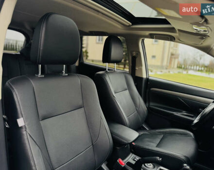 Белый Мицубиси Аутлендер, объемом двигателя 2.2 л и пробегом 140 тыс. км за 16200 $, фото 66 на Automoto.ua